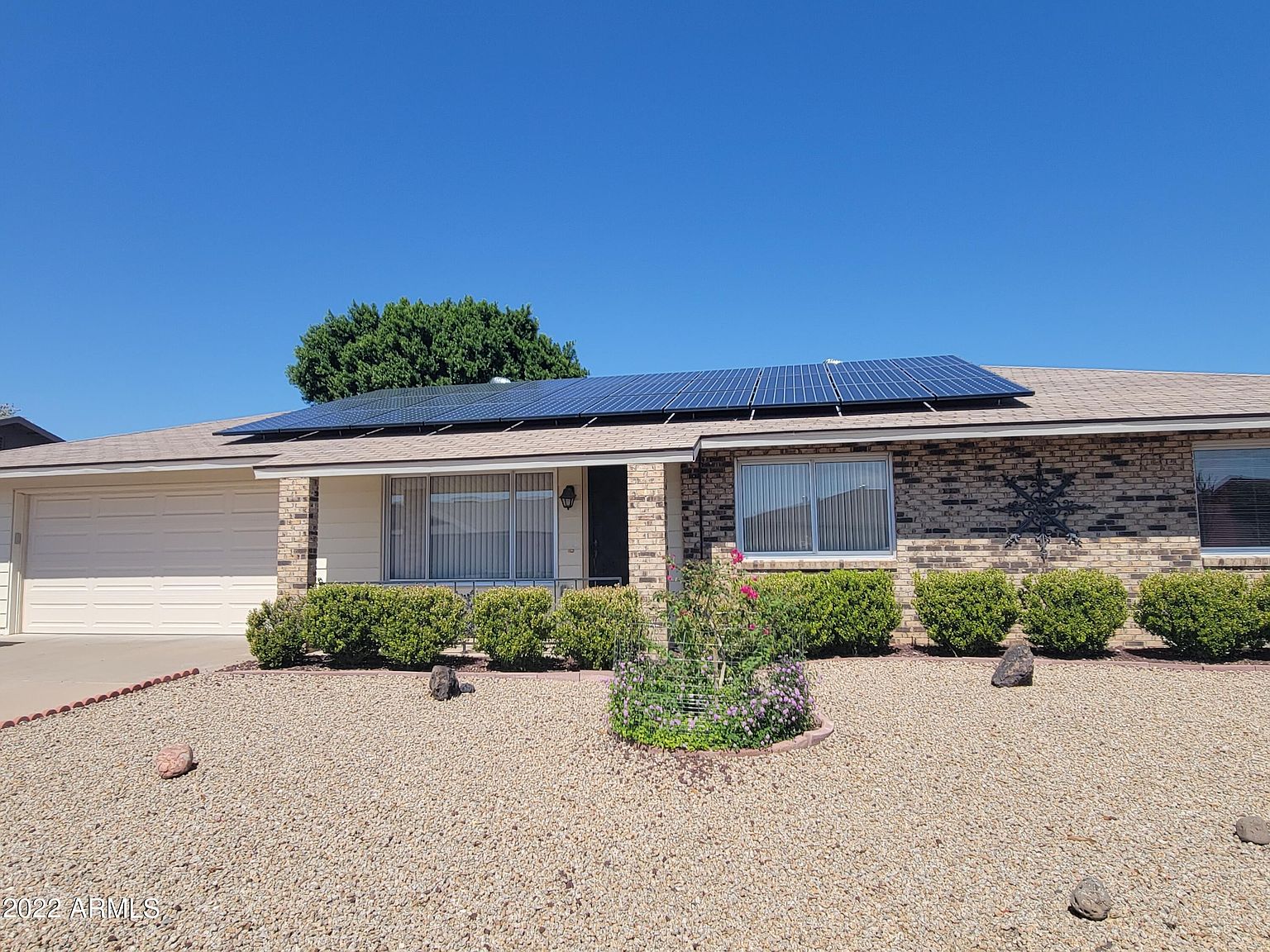 9714 W Hawthorn Ct Sun City, AZ 85351 photo 3
