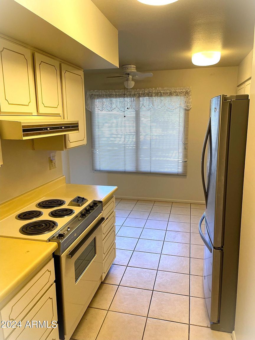 12407 N Cantata Ct photo 4