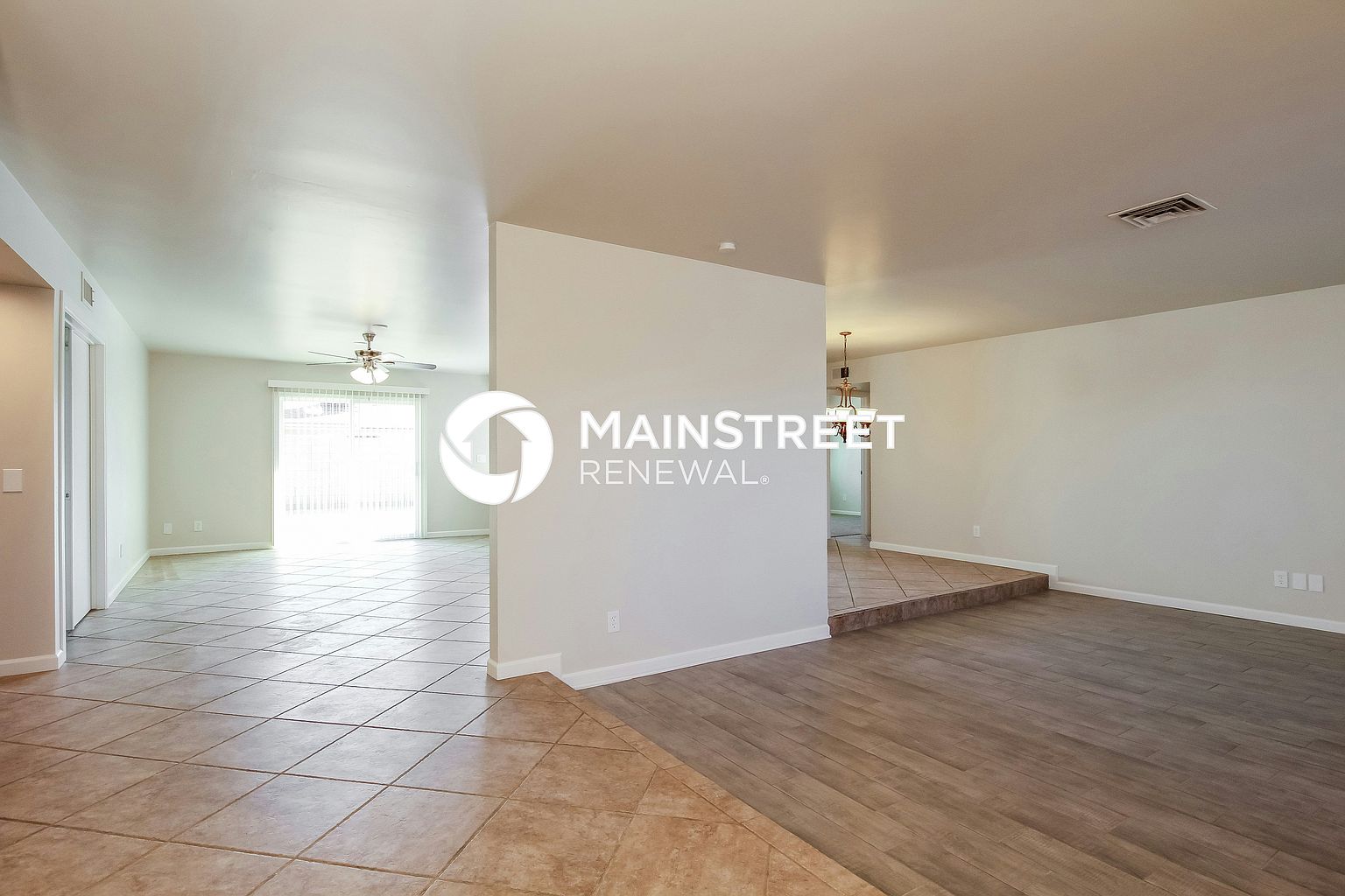 15607 N 60th Ave Glendale, AZ 85306 photo 4