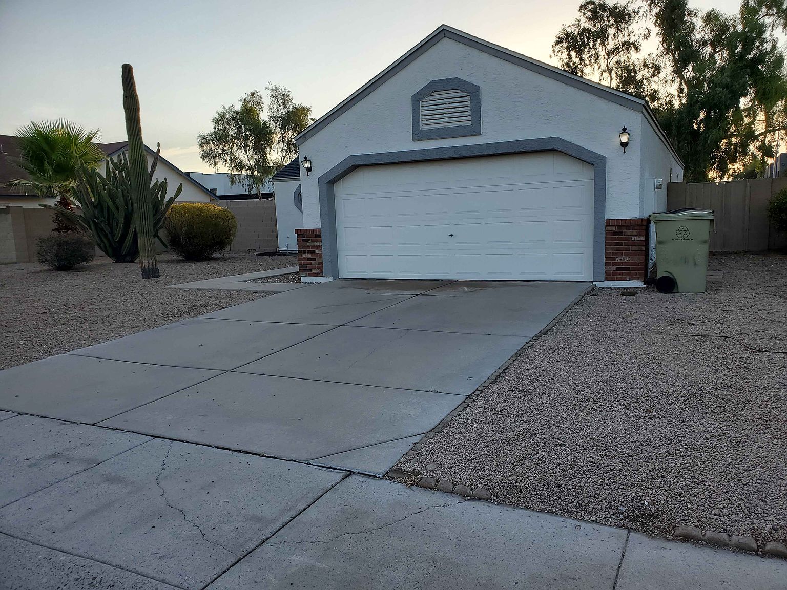 15007 N 60th Dr photo 2