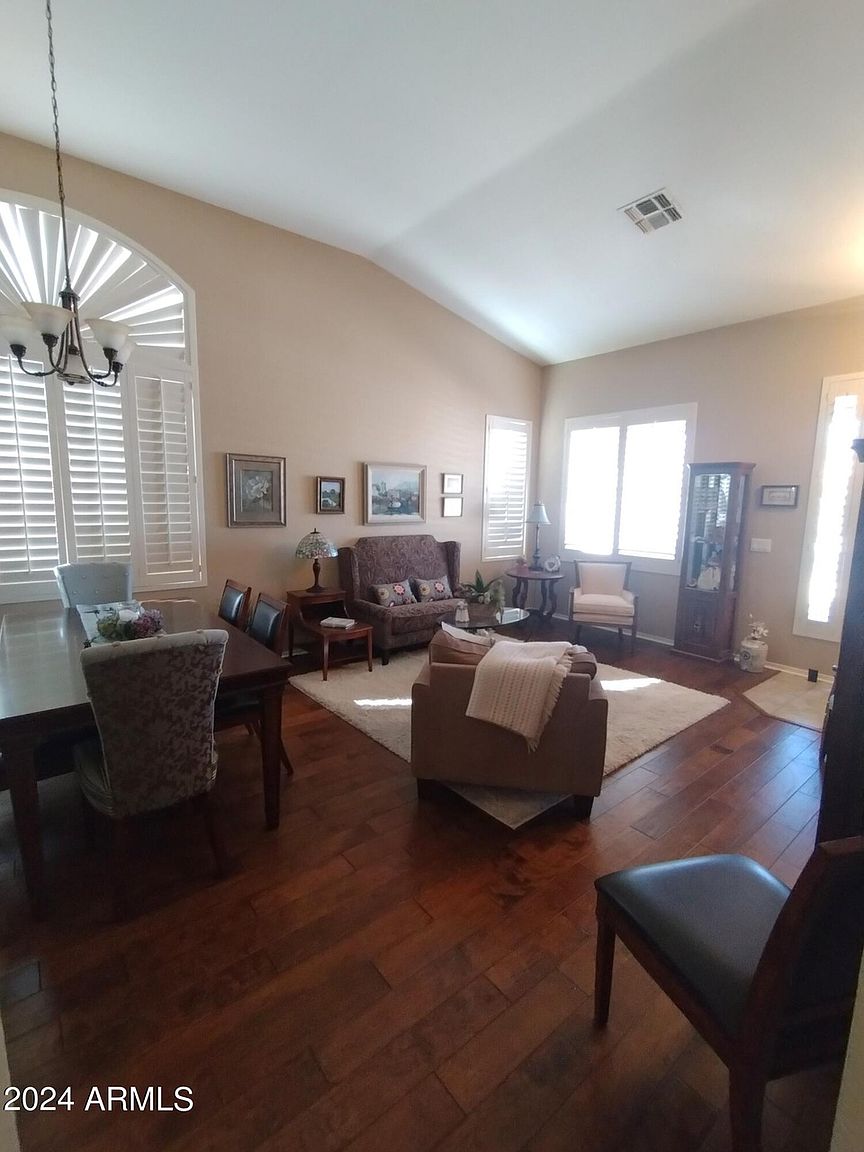 20273 N 68th Dr photo 4