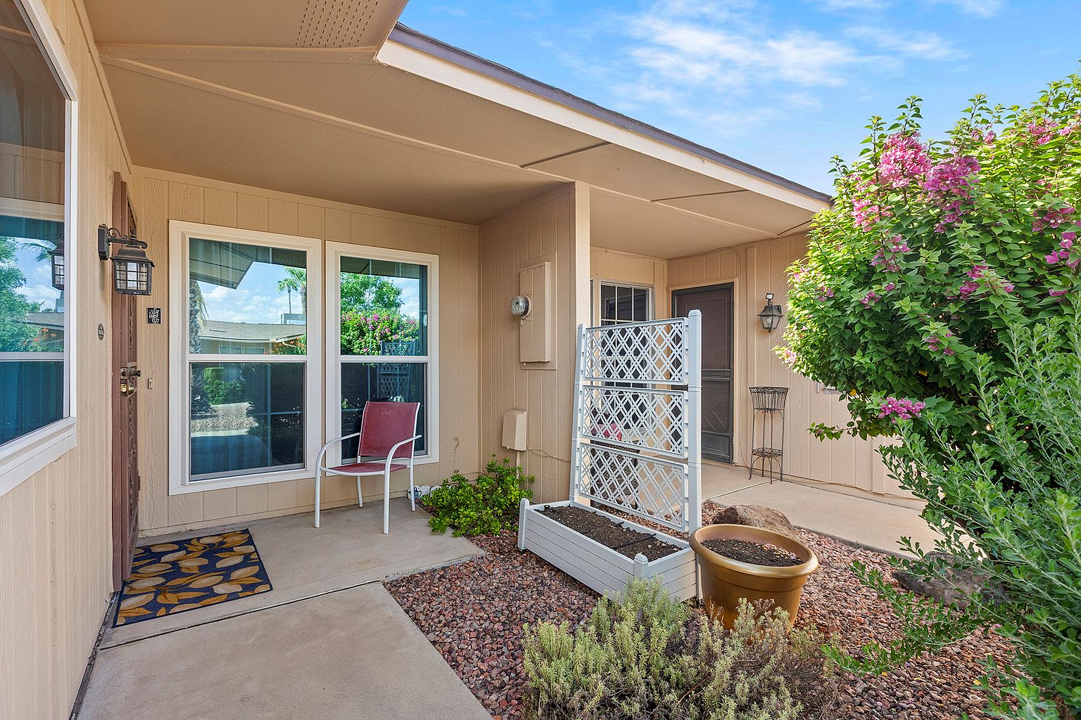 13449 W Desert Glen Dr photo 2