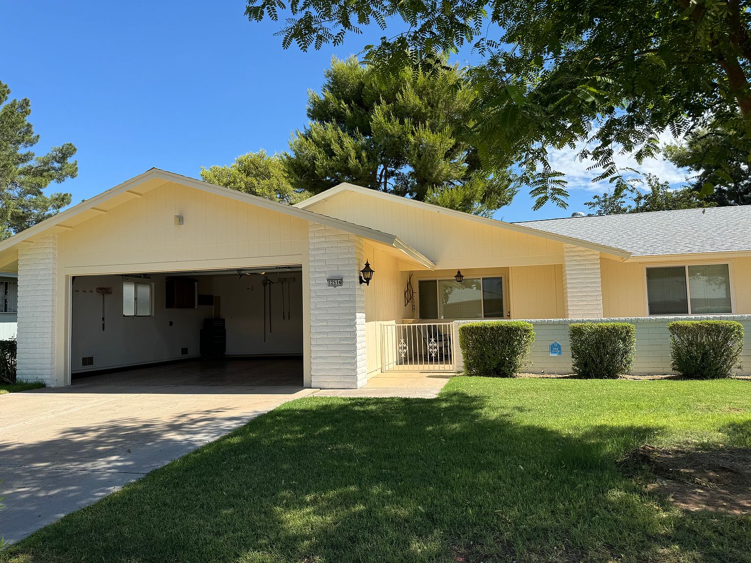 12514 W Brandywine Dr photo 2