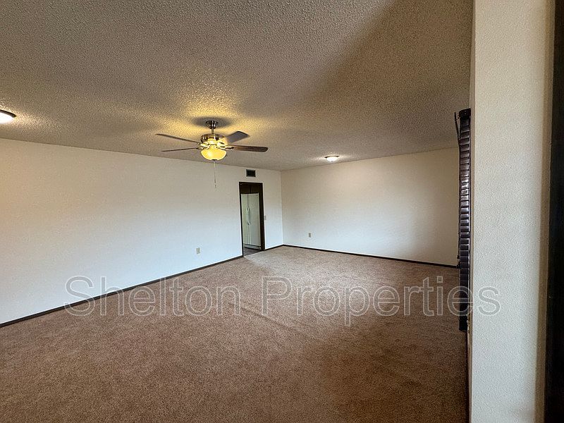 12503 W Rampart Dr photo 4
