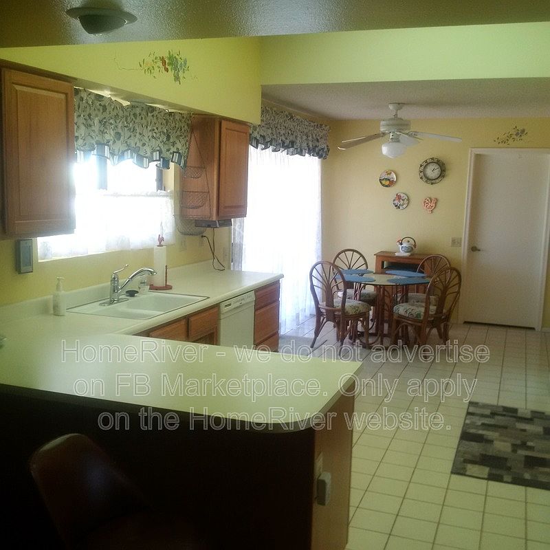 21015 N 123rd Dr photo 5