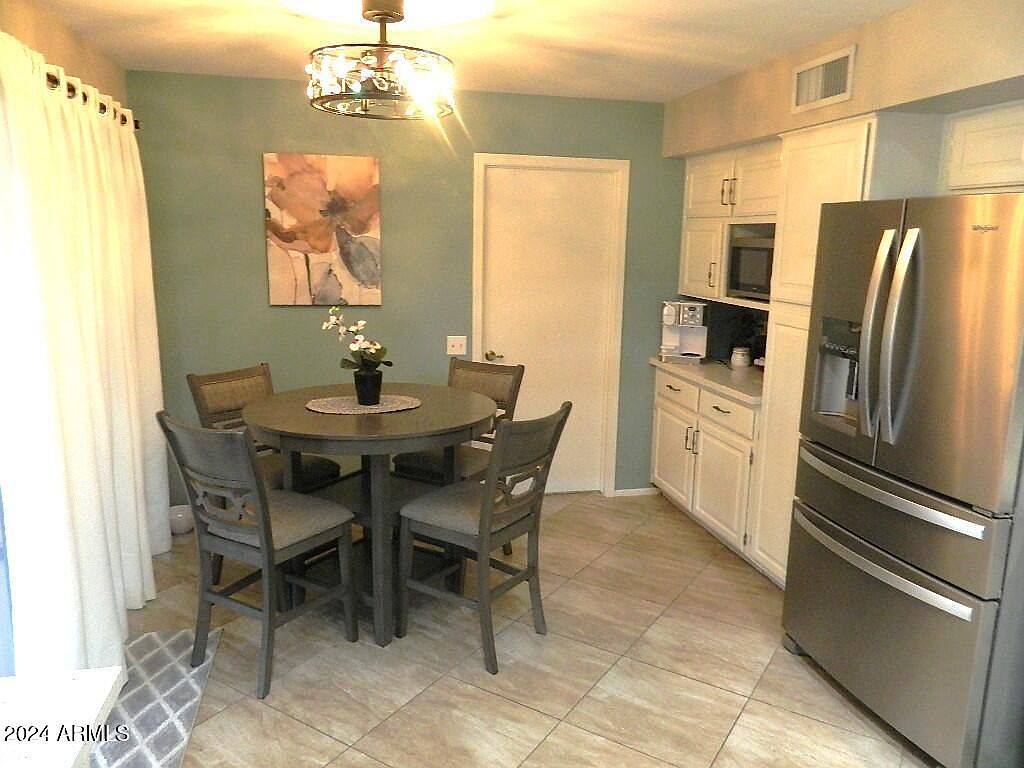 13931 W OAK GLEN Drive photo 3