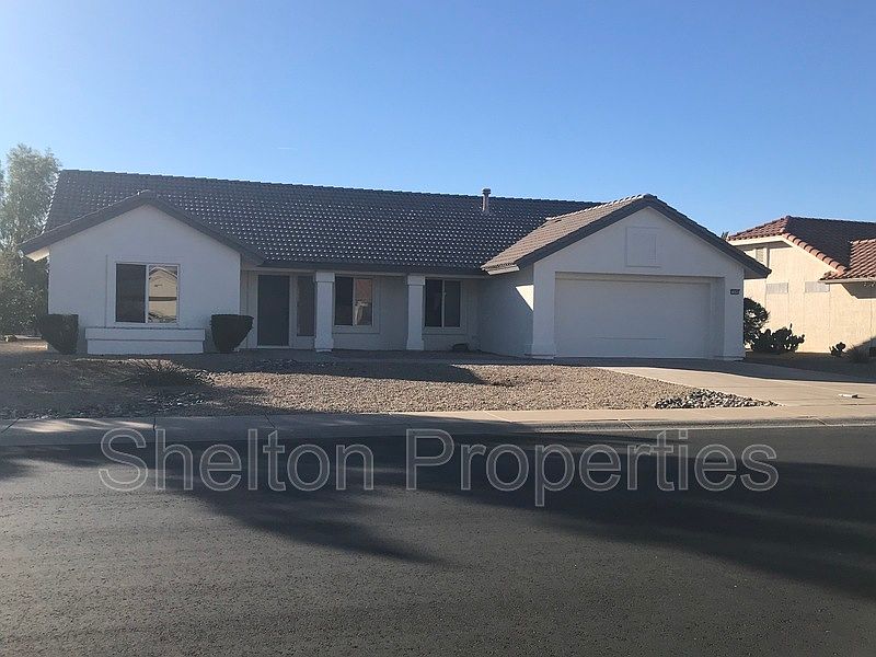 14305 W Heritage Dr Sun City West, AZ 85375 photo 2