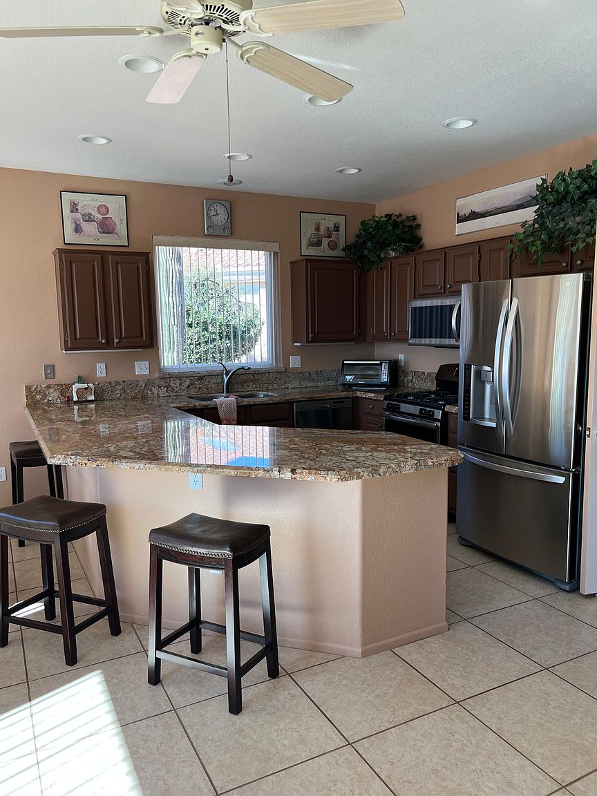 16033 W Sentinel Dr photo 2