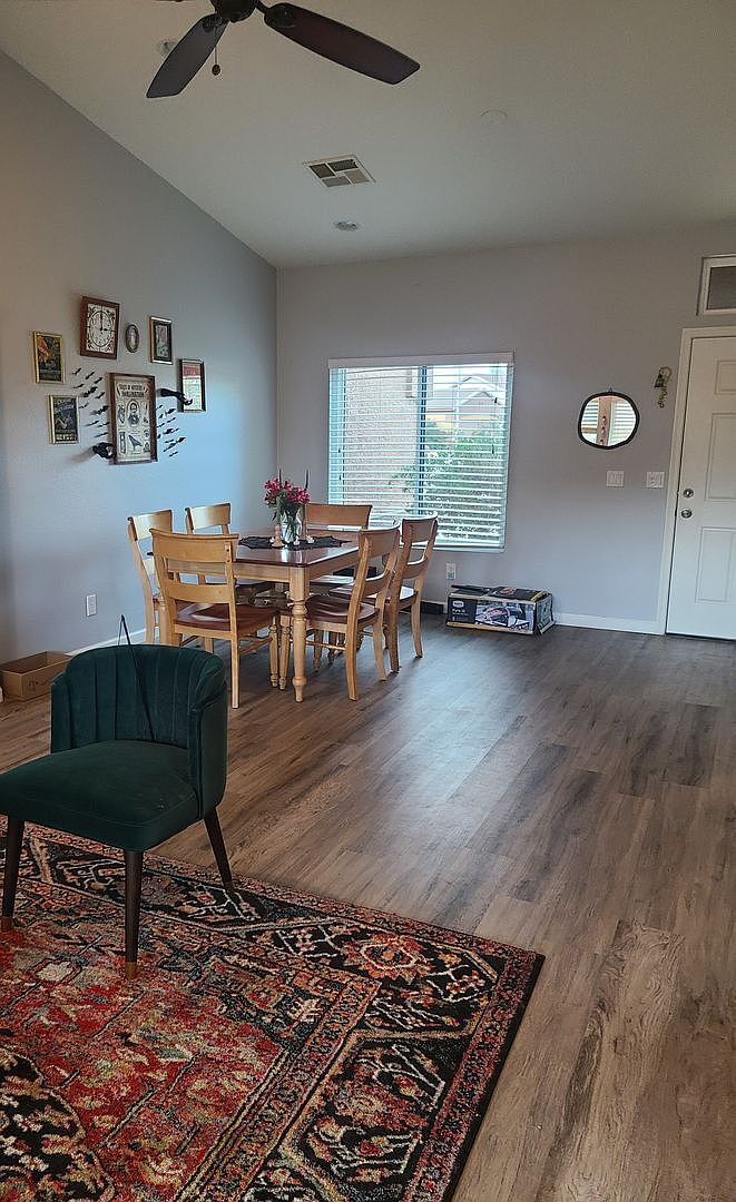 17407 N Larkspur Ln Surprise, AZ 85374 photo 3