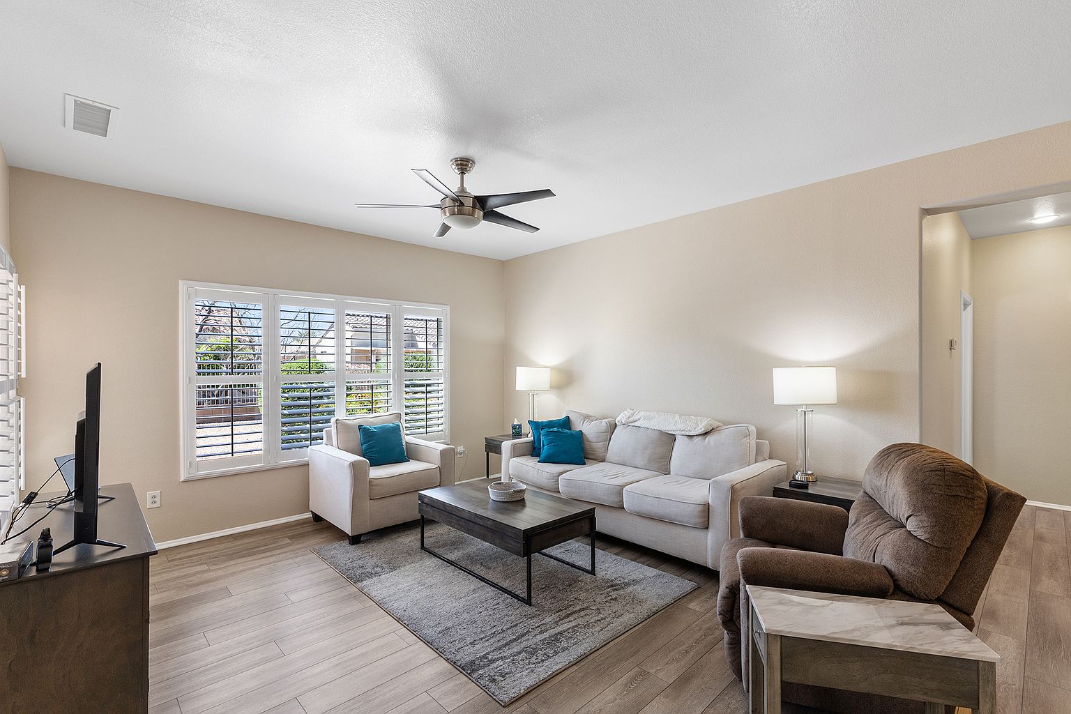 15573 W Vista Grande Ln photo 3