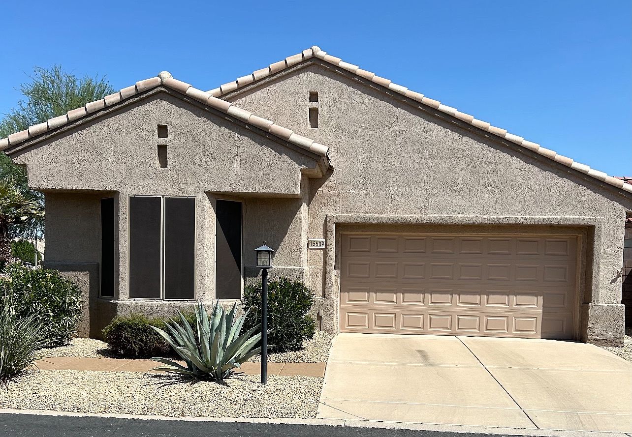 15509 W Coral Pointe Dr photo 2