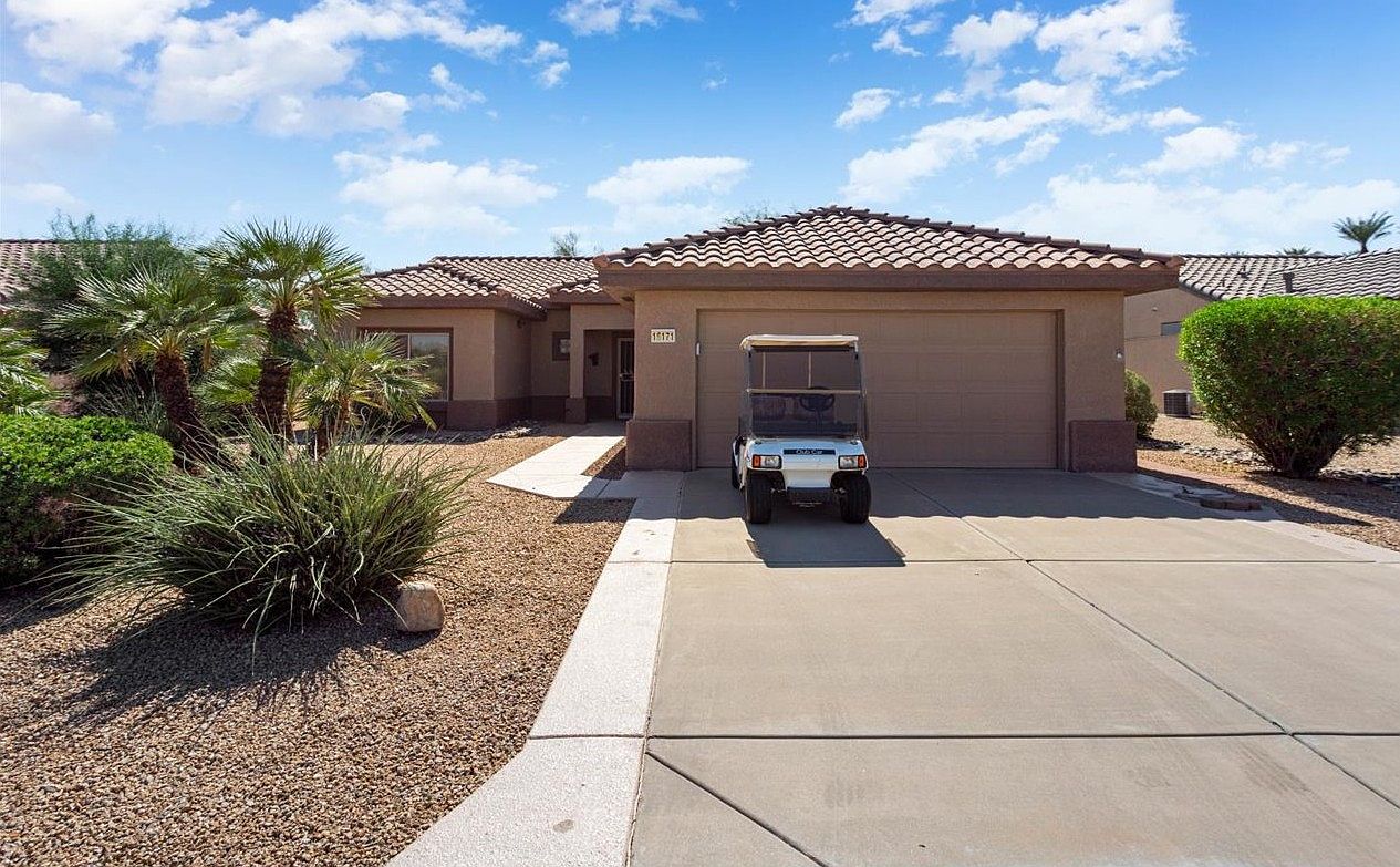 16171 W Wildflower Dr Surprise, AZ 85374 photo 2