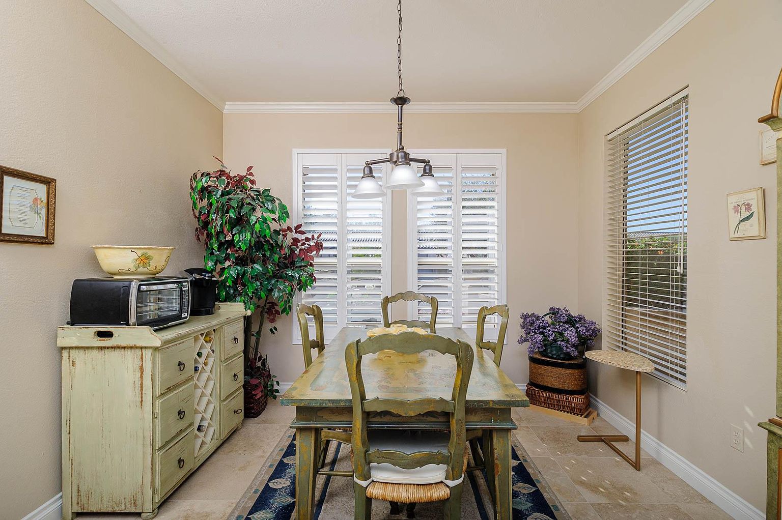 16300 W Desert Winds Dr photo 3