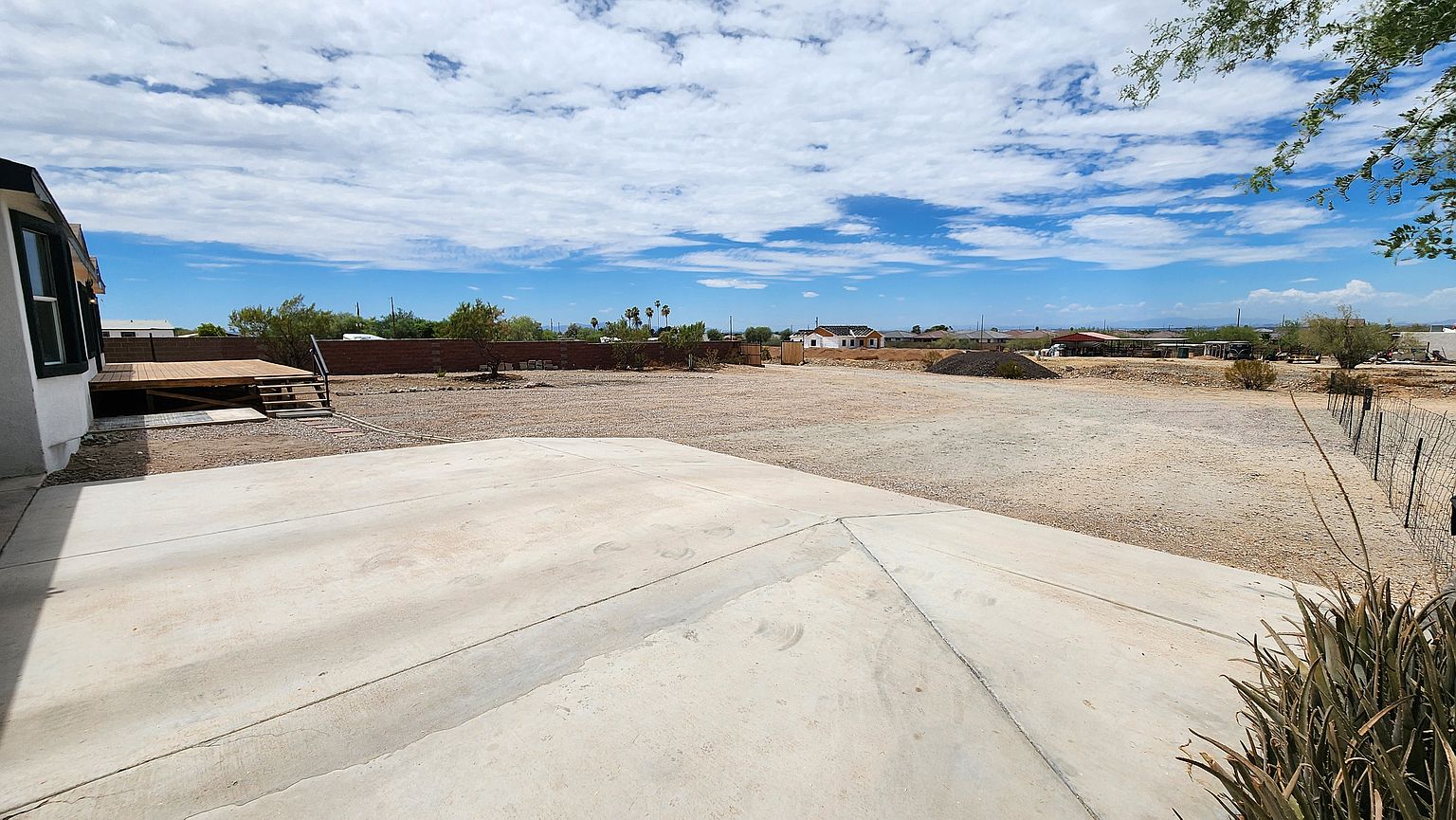 9647 S 30th Dr photo 3