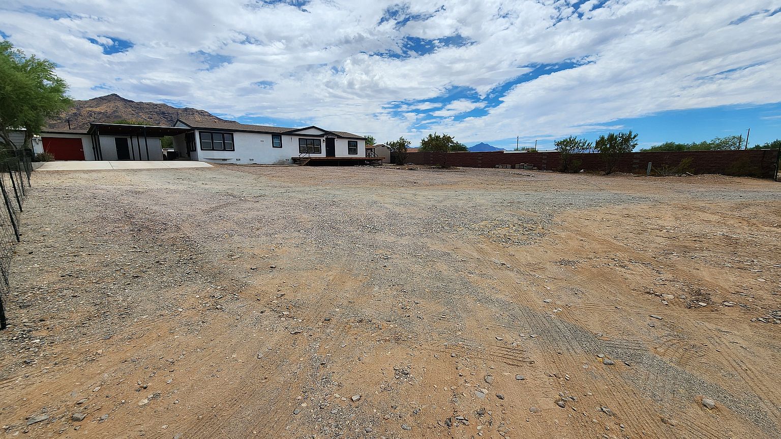 9647 S 30th Dr photo 2