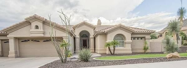 1424 E Desert Broom Way photo 4