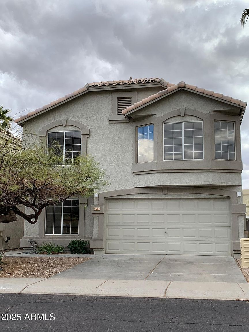 1341 E Cathedral Rock Dr