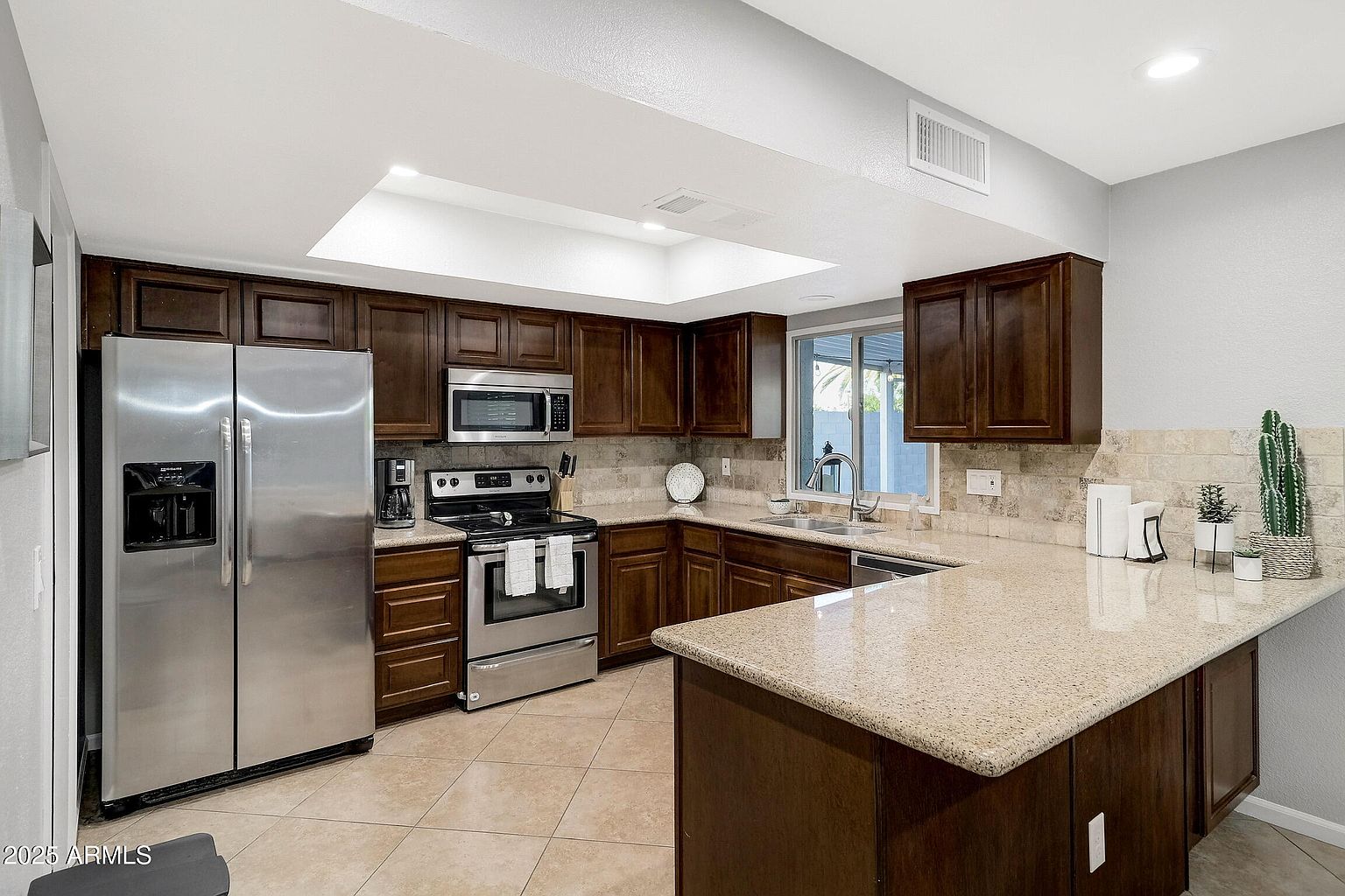5803 S Kenwood Ln Tempe, AZ 85283 photo 5
