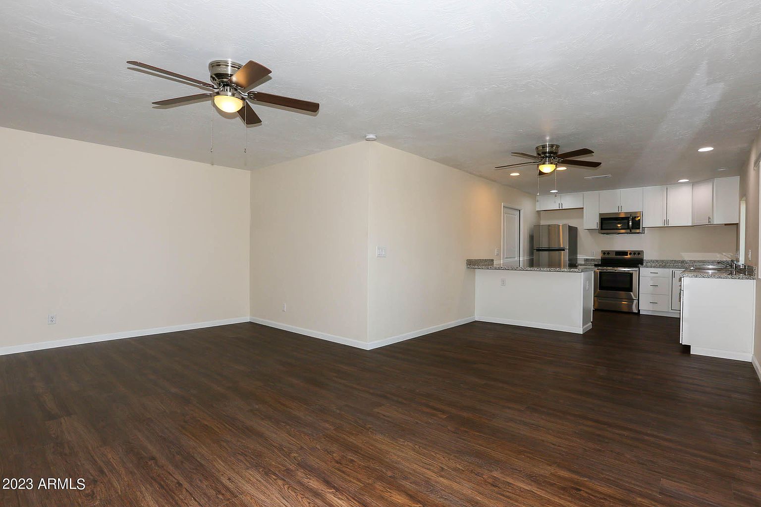 6226 S Hazelton Ln Tempe, AZ 85283 photo 3