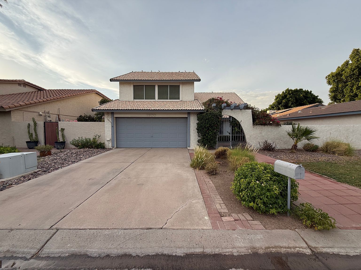 1600 E Westwind Way photo 2