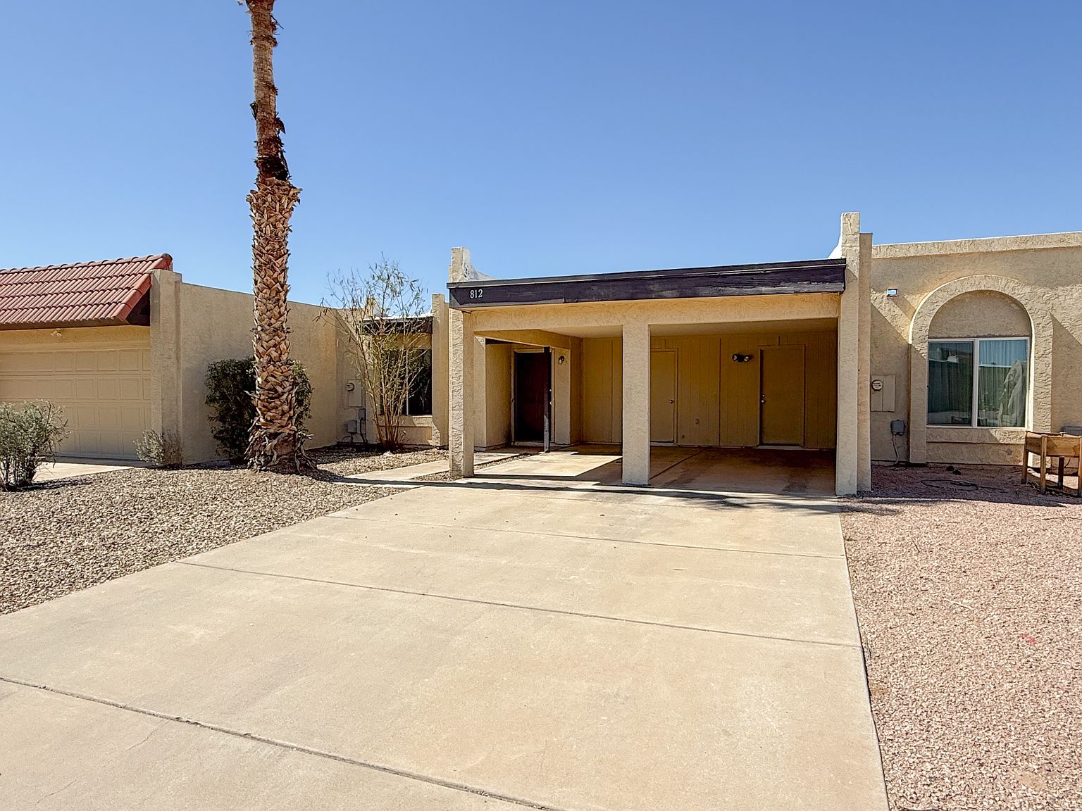 812 W Duke Dr Tempe, AZ 85283 photo 2