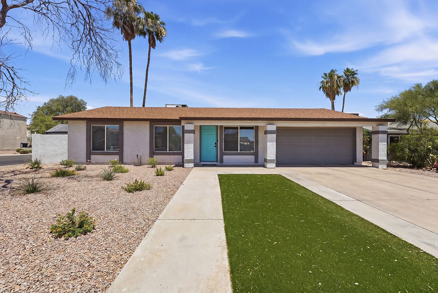 932 W Julie Dr photo 5