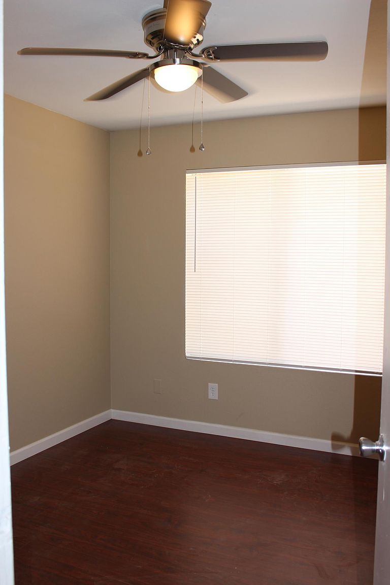 617 W Magdalena Dr photo 4