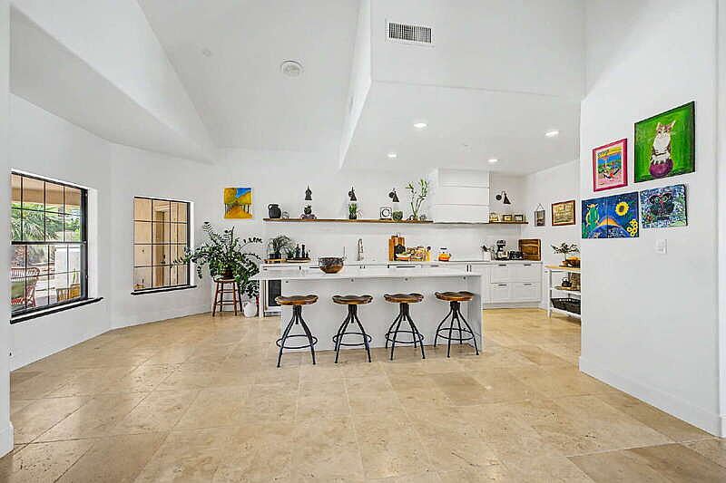 3521 E Cherokee St Phoenix, AZ 85044 photo 2