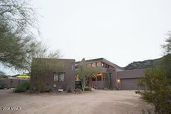 2201 E Euclid Ave Phoenix, AZ 85042 photo 2