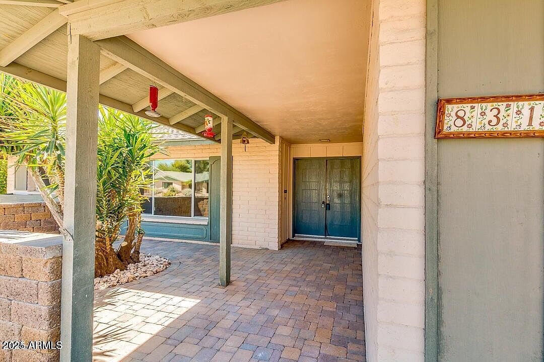 831 E Stephens Dr Tempe, AZ 85283 photo 4