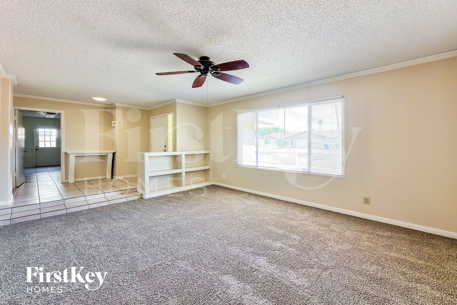 813 E Todd Dr Tempe, AZ 85283 photo 3
