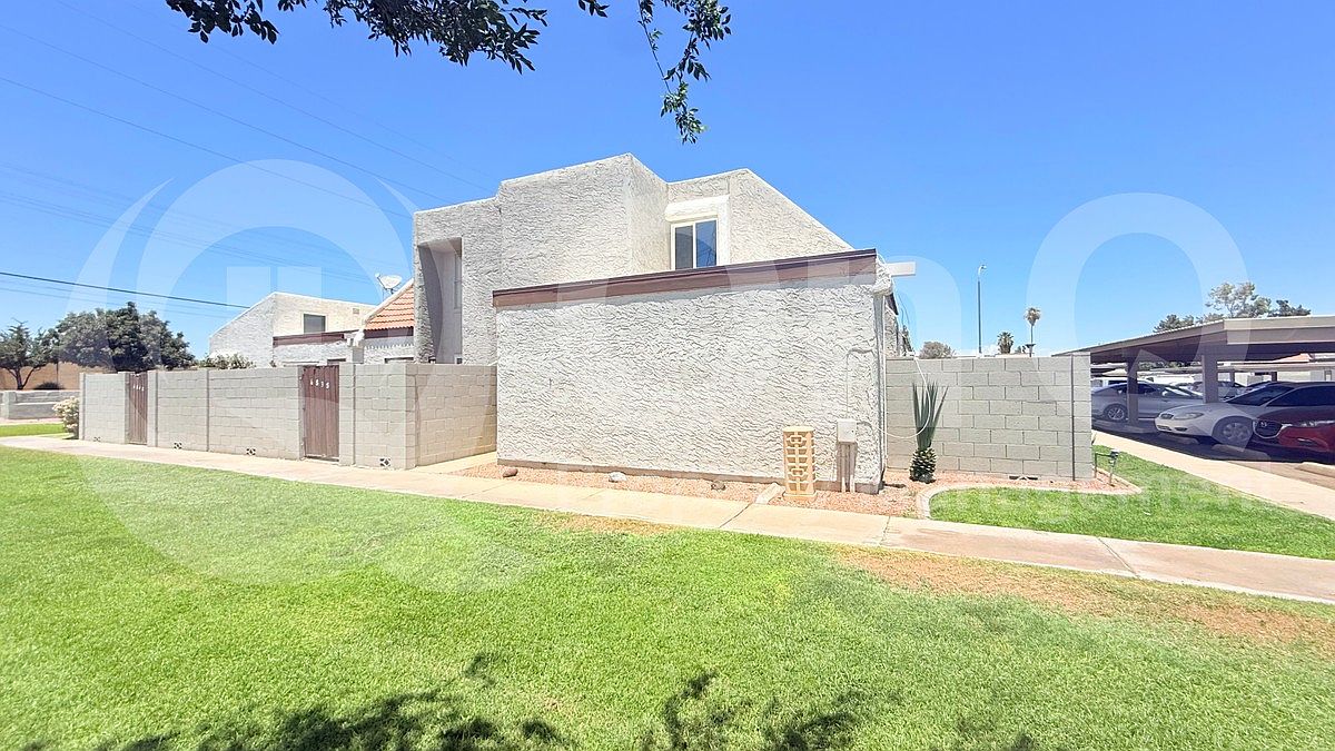 6836 S Jentilly Ln Tempe, AZ 85283 photo 3