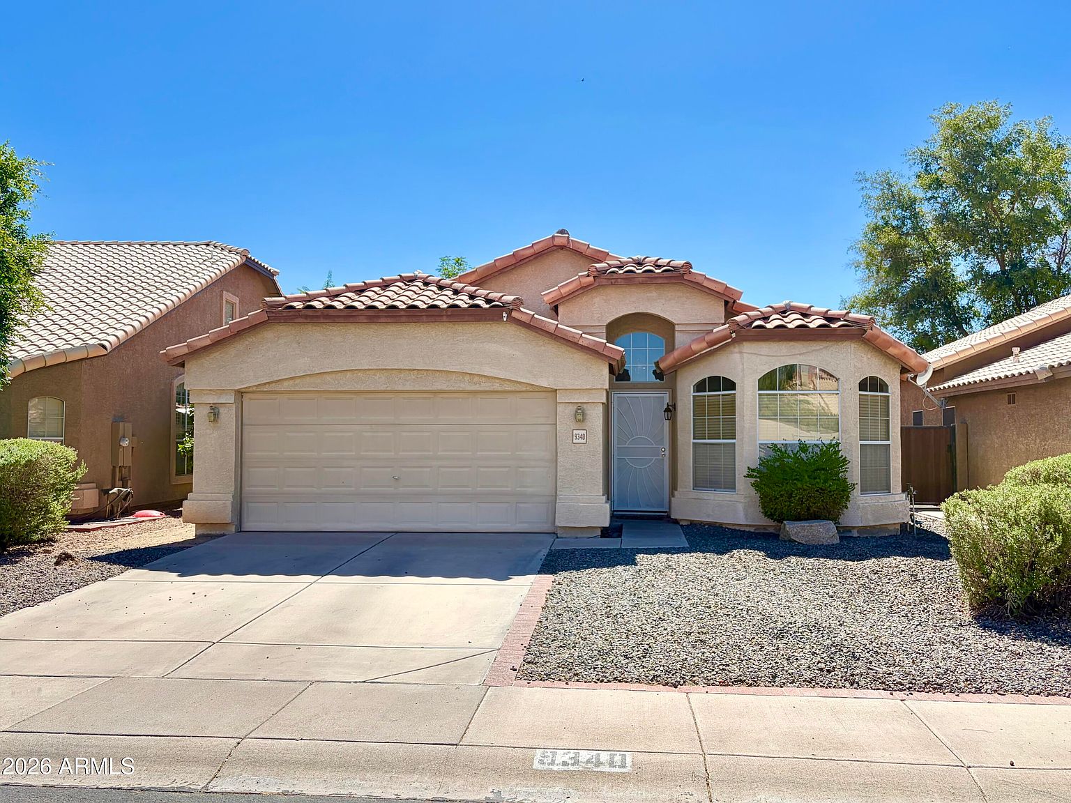 9340 S Margo Dr Tempe, AZ 85284 photo 2