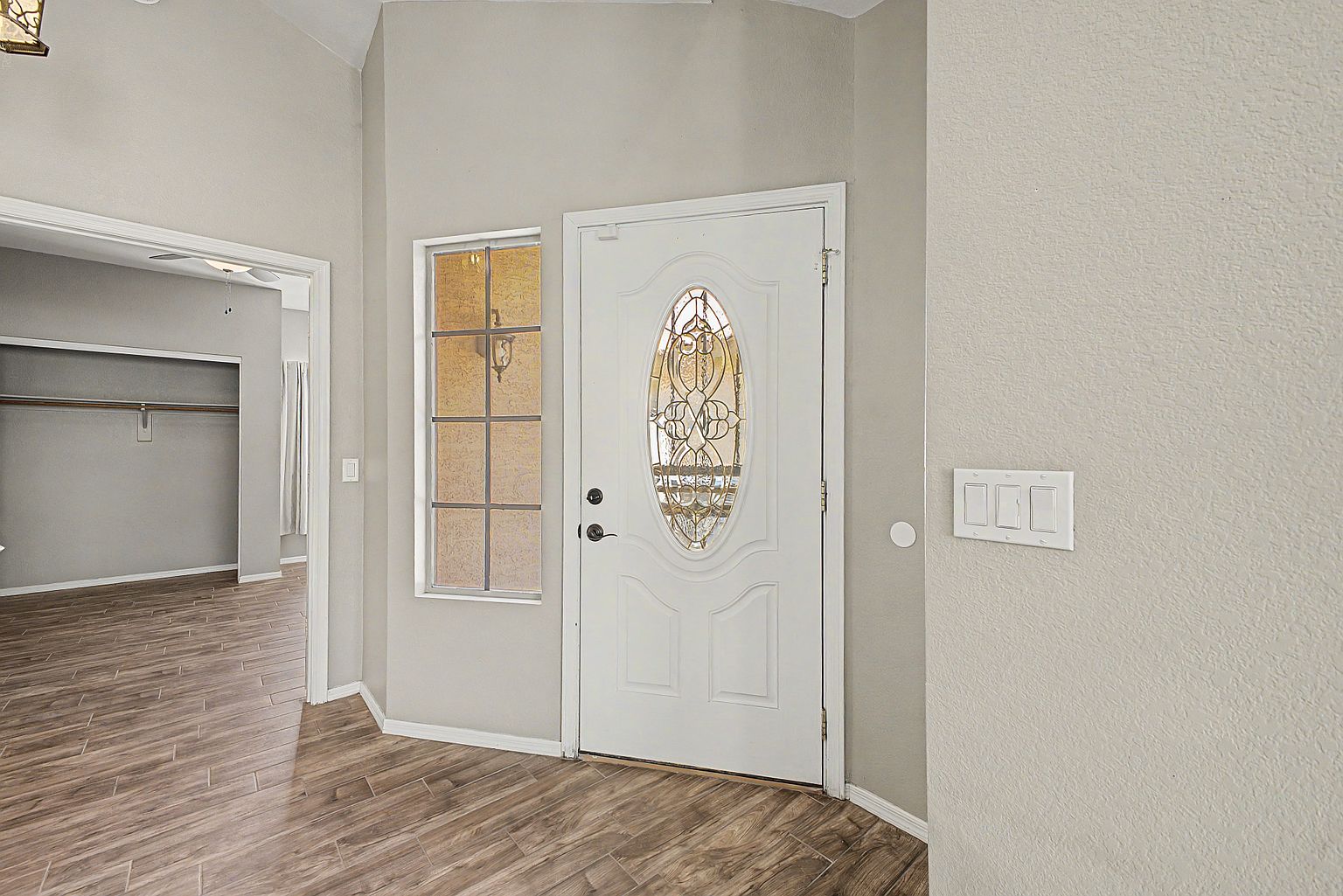 4685 W Linda Ln photo 3