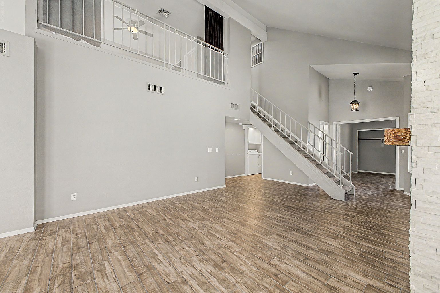 4685 W Linda Ln photo 5