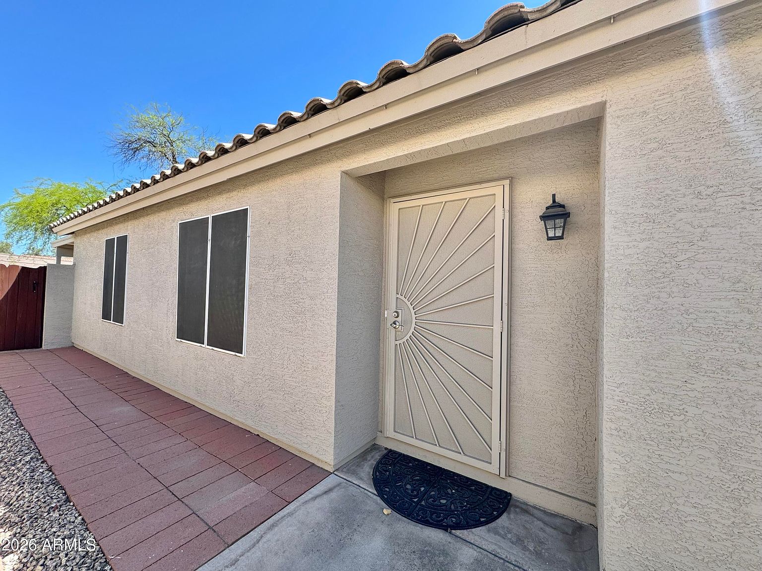 629 N Kenneth Pl Chandler, AZ 85226 photo 3