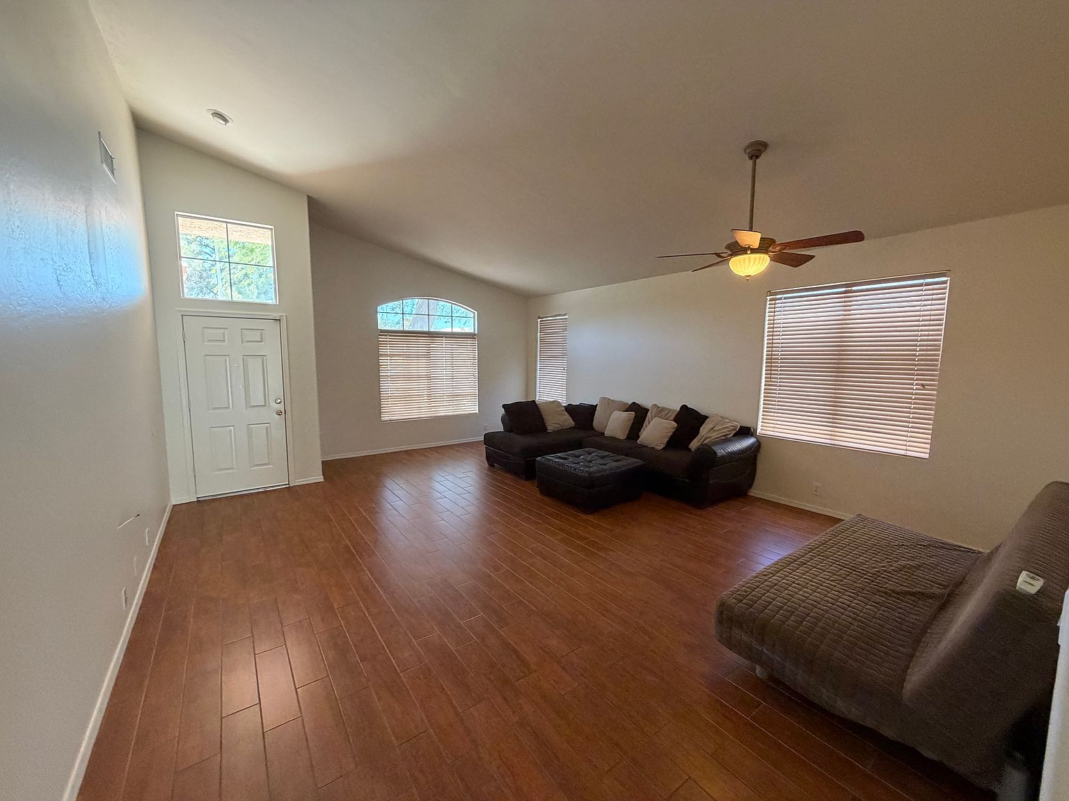 6472 W Shannon Ct photo 2