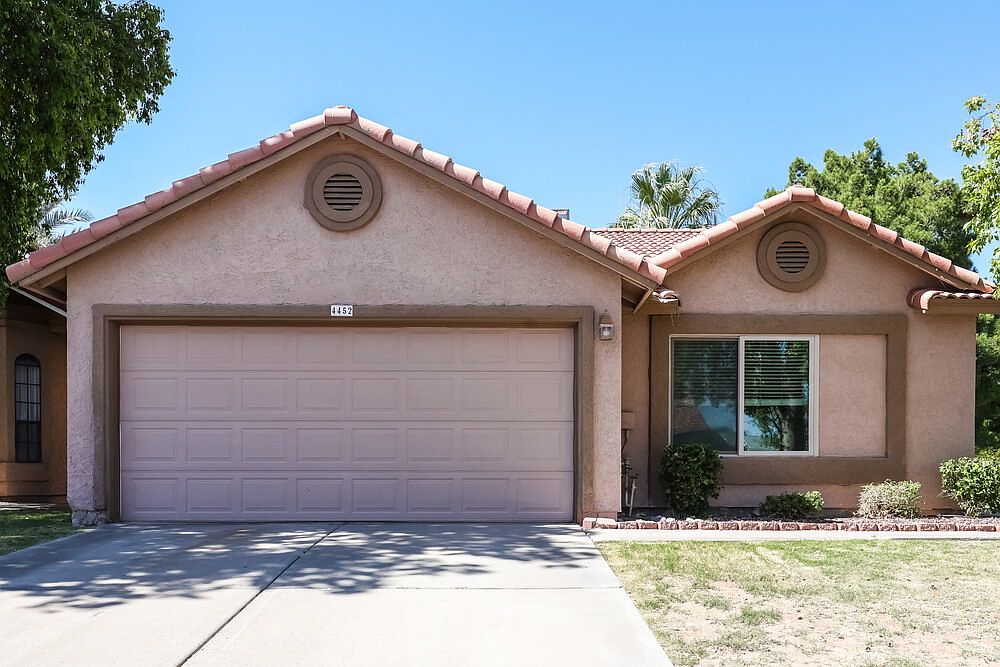 4452 E Wildwood Dr Phoenix, AZ 85048 photo 2