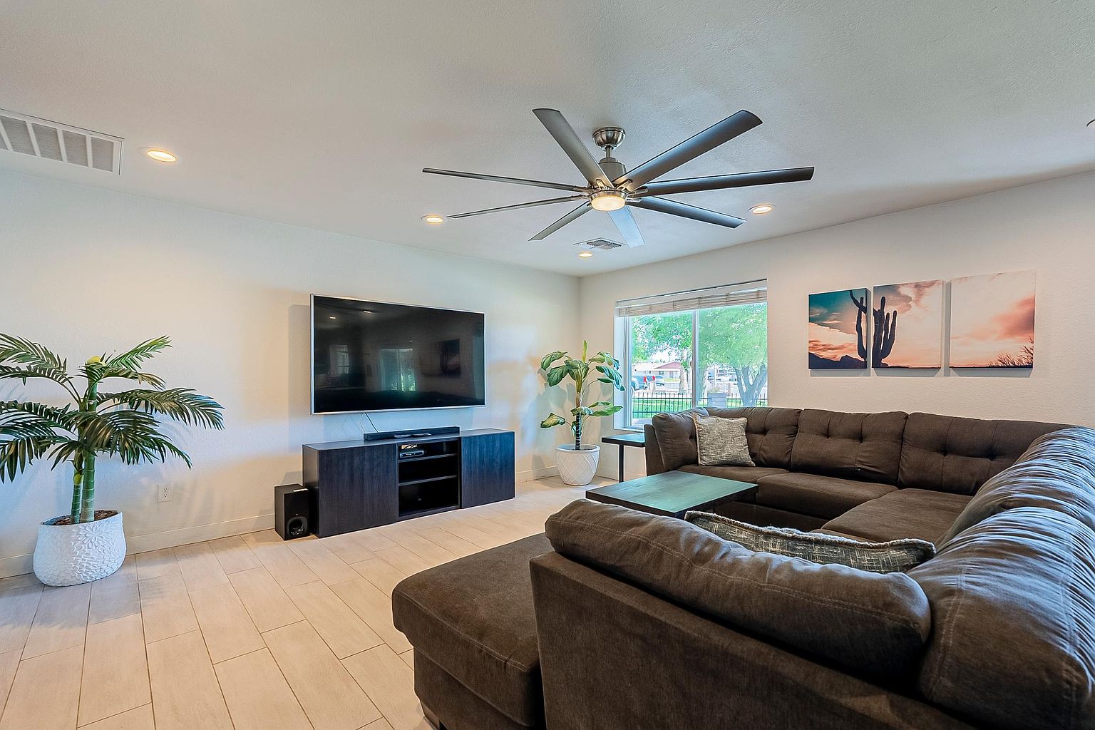 231 E Sesame Cir photo 5