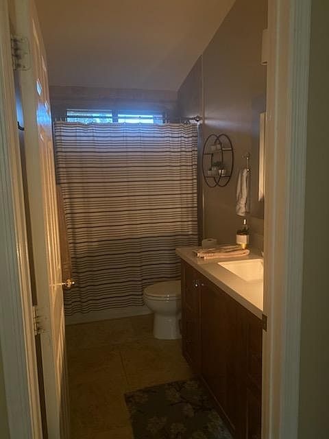 14813 S 46th Pl photo 4