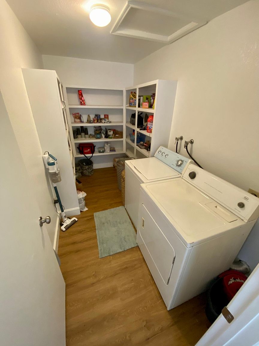 4823 W Chicago St photo 5