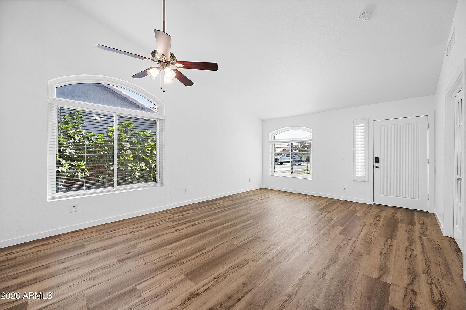 1331 N Kingston St photo 3