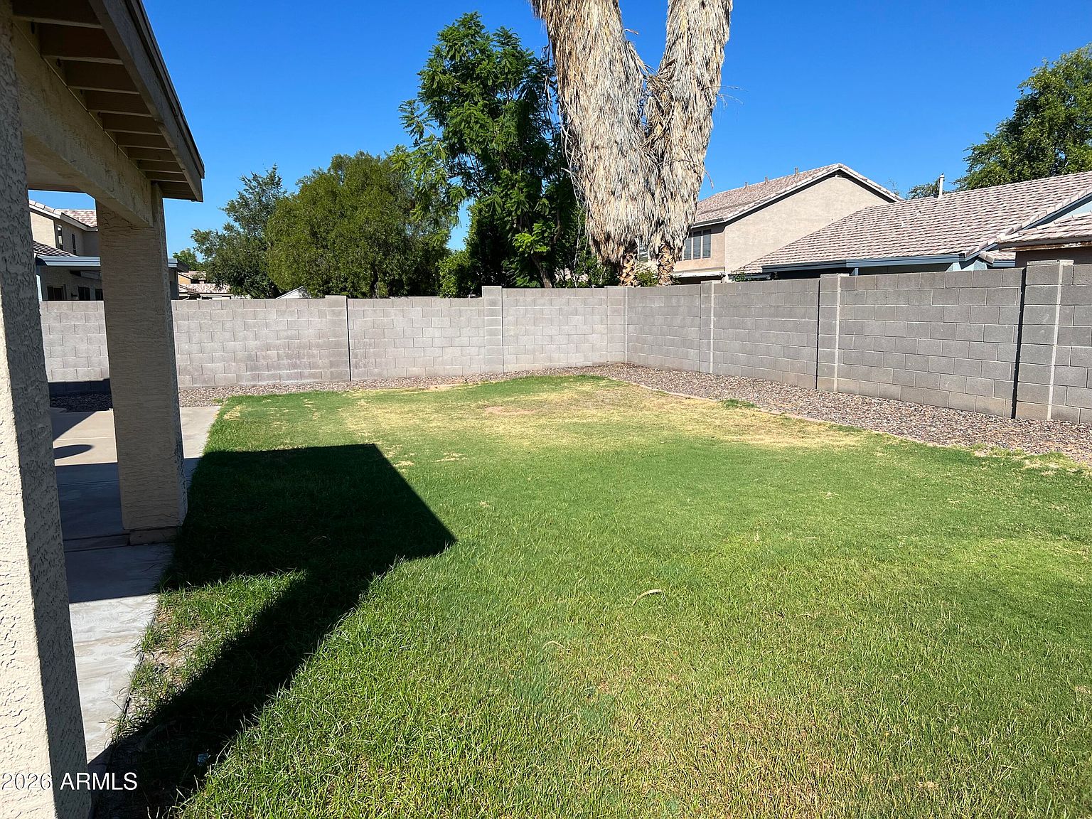 434 W Fabens Ln photo 4