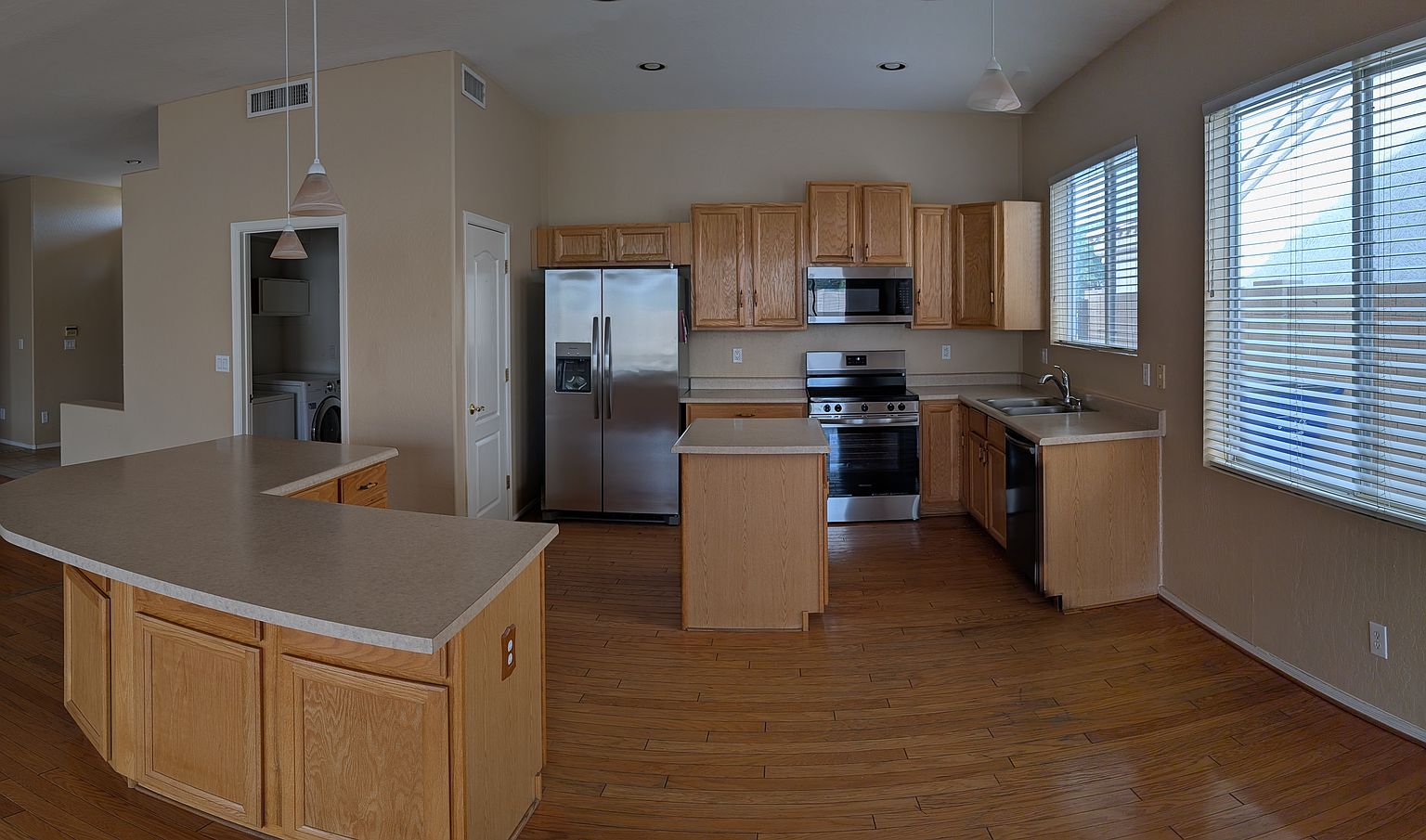 1493 W Chilton Ave photo 3