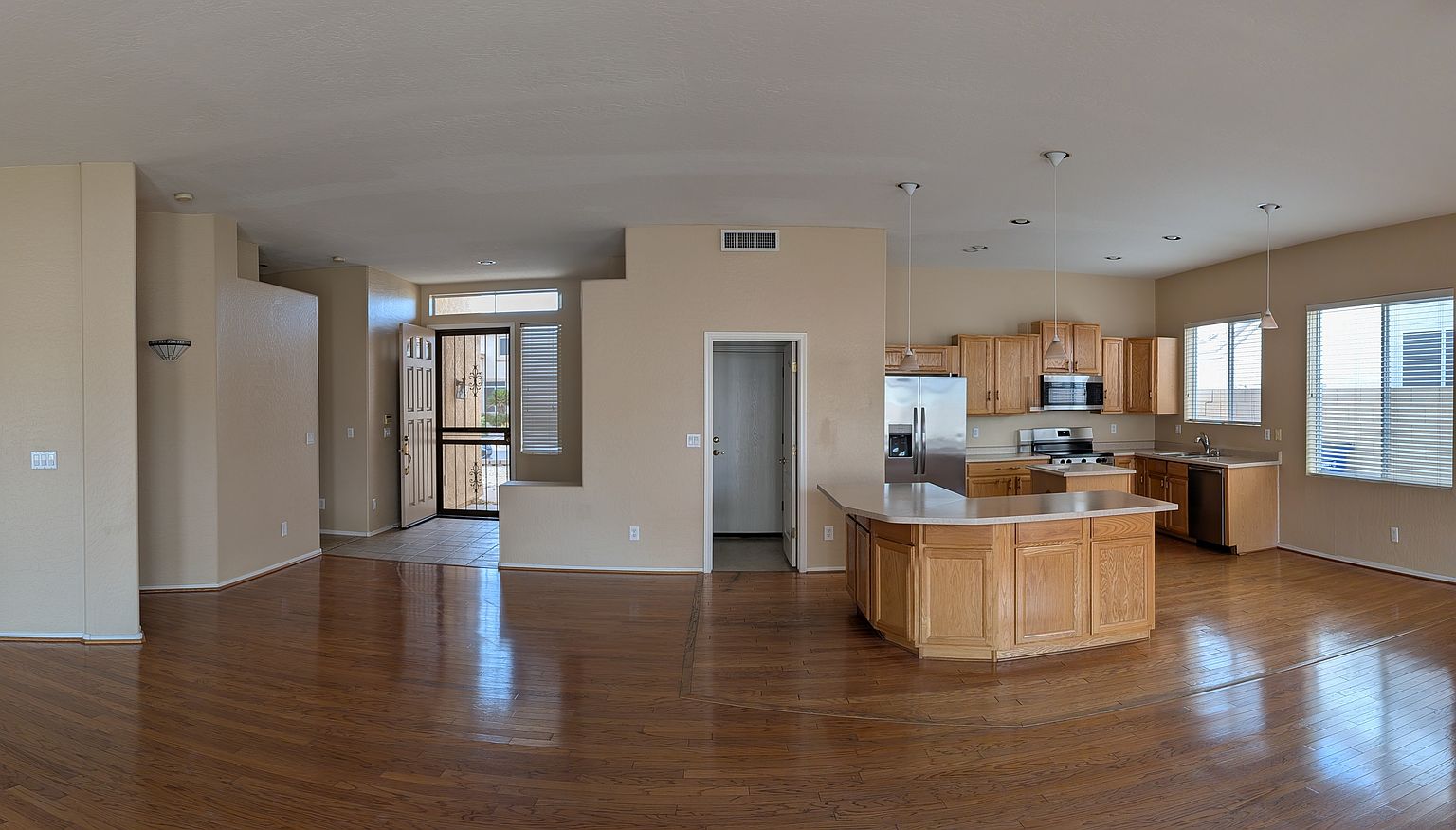 1493 W Chilton Ave photo 2