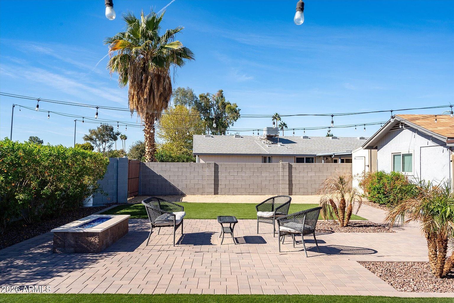 1211 W Palomino Dr photo 3