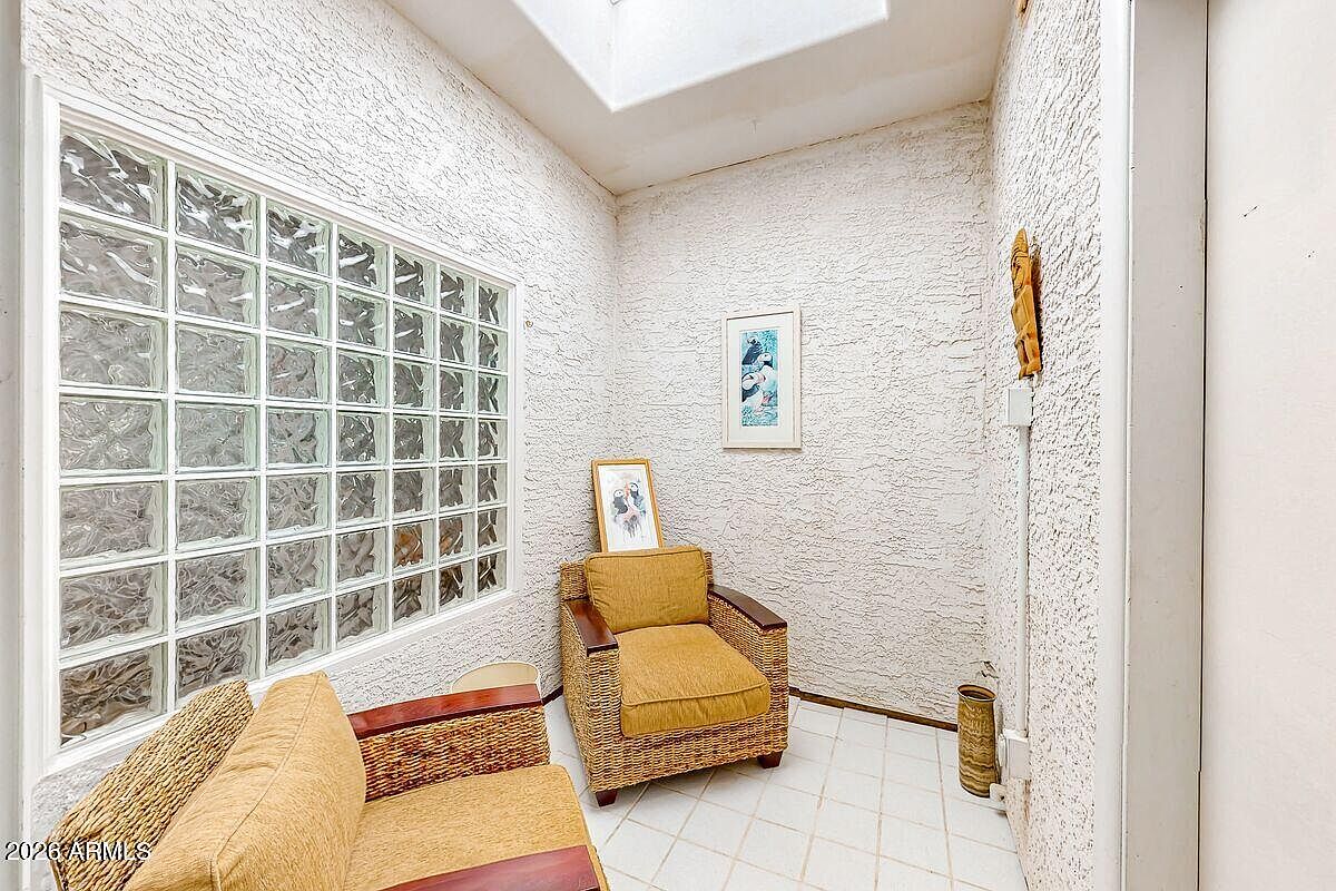 1318 W Coral Reef Dr photo 5