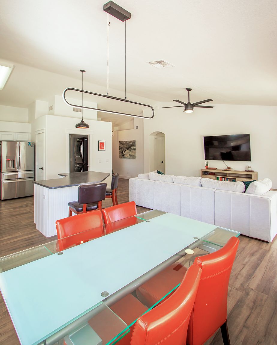 363 W Baylor Ln photo 5