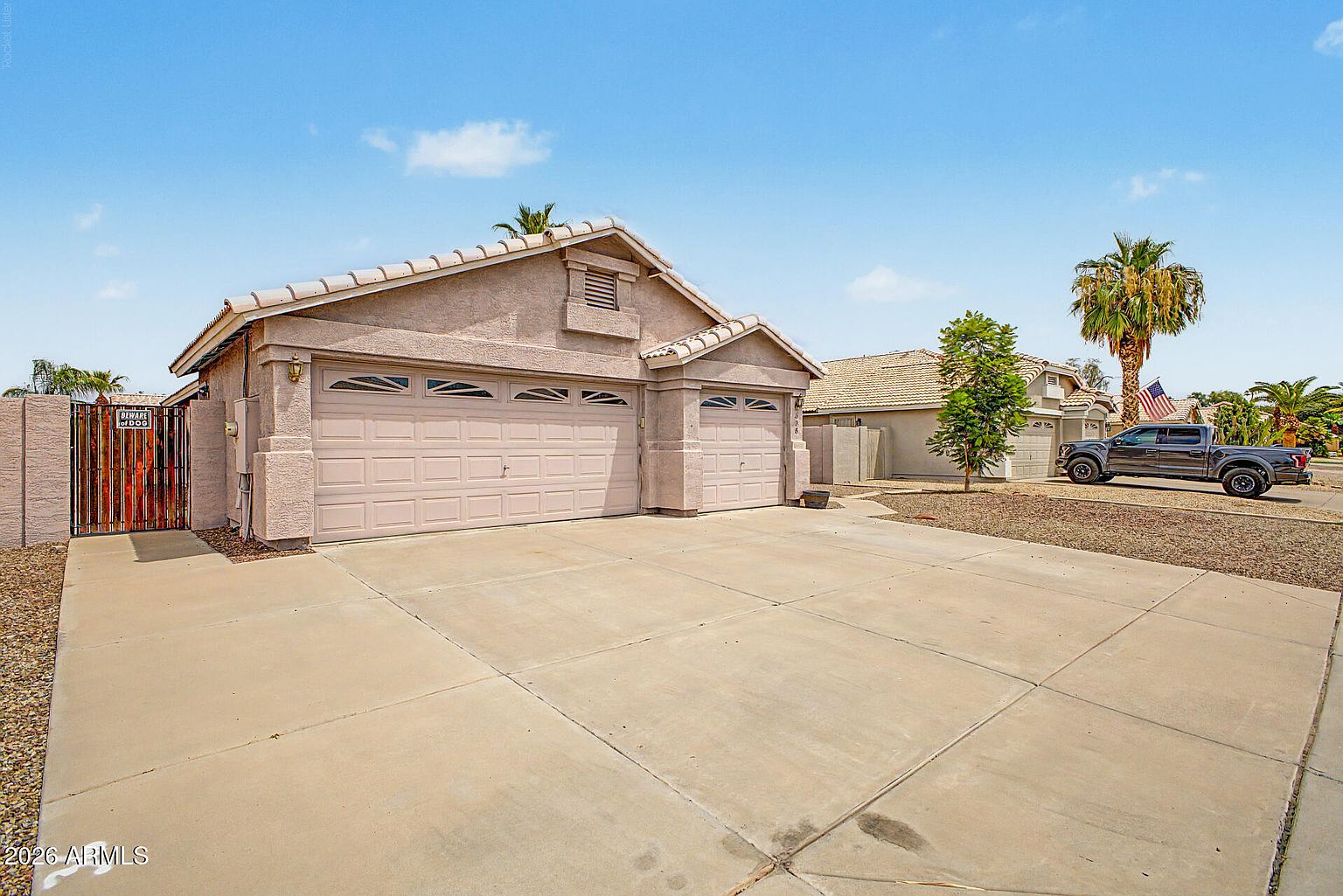 308 W Liberty Ln photo 4