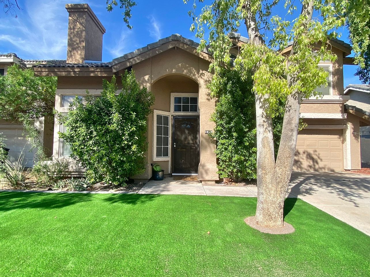 1412 E Gail Dr photo 2